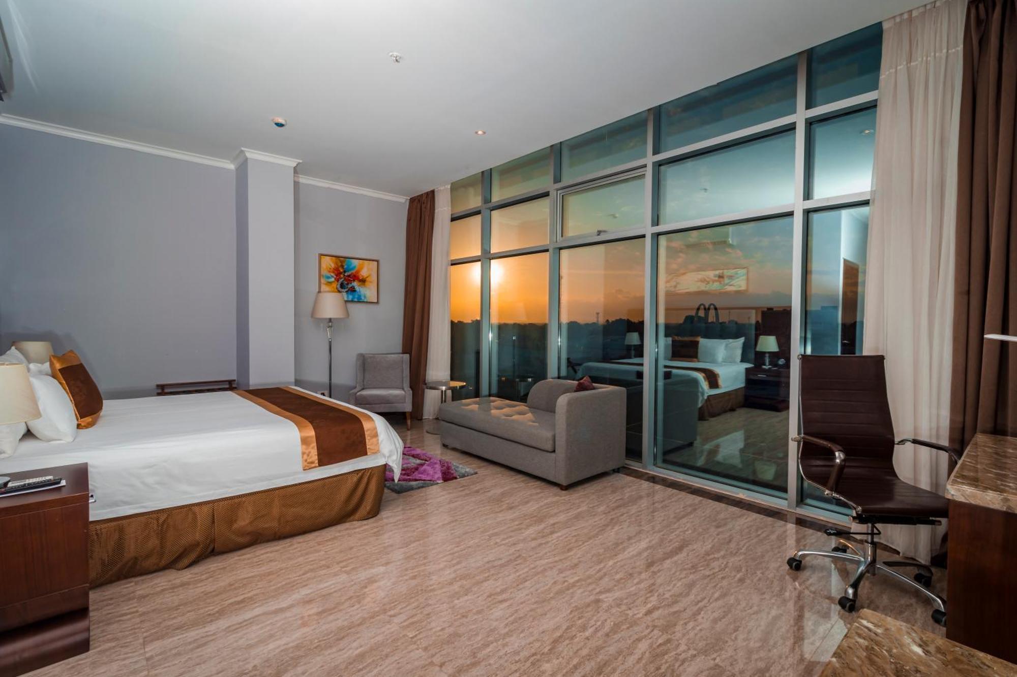 Hotel City Plaza & Suites David Eksteriør billede